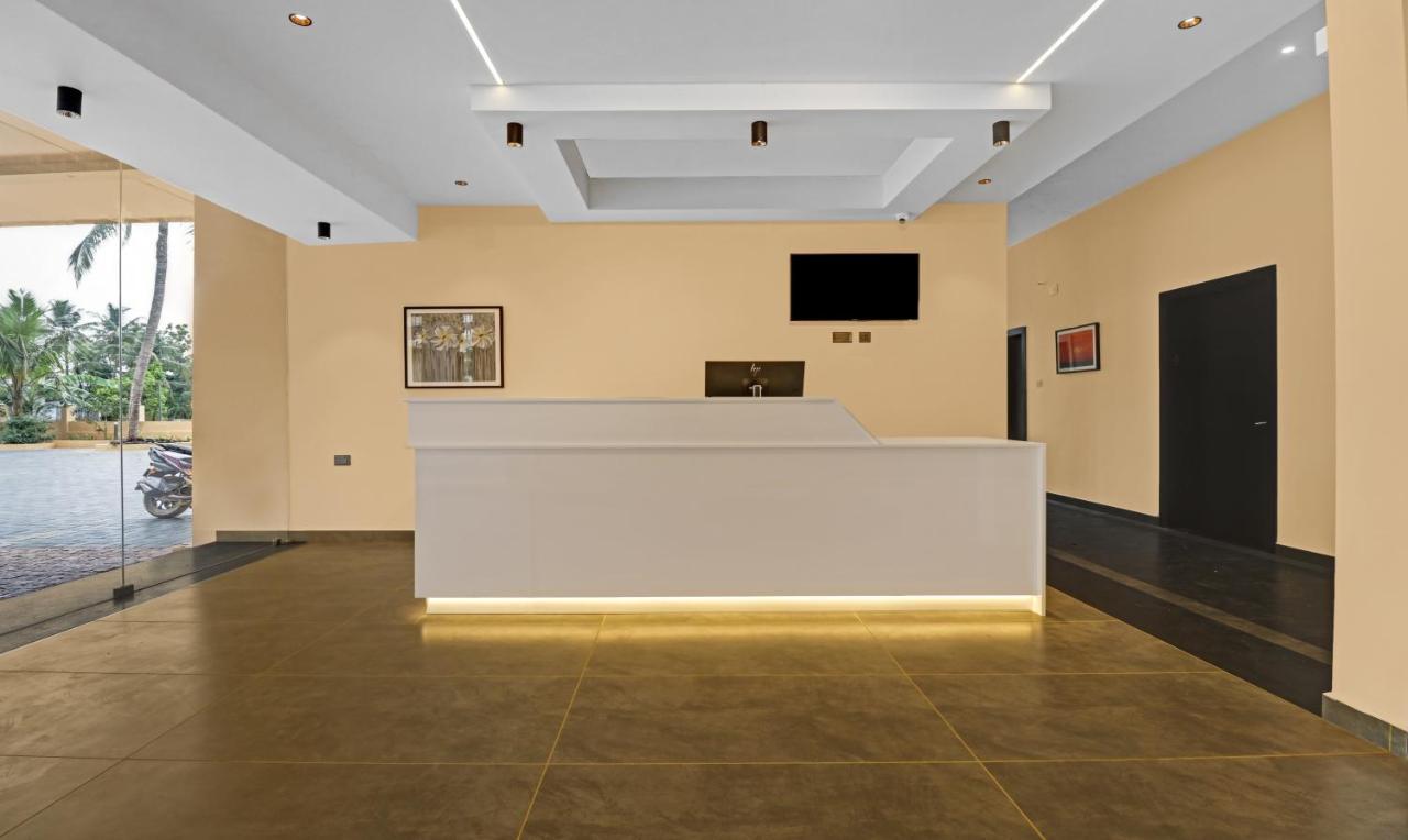 Treebo Grand Vistara Airport Suites Коччи Экстерьер фото