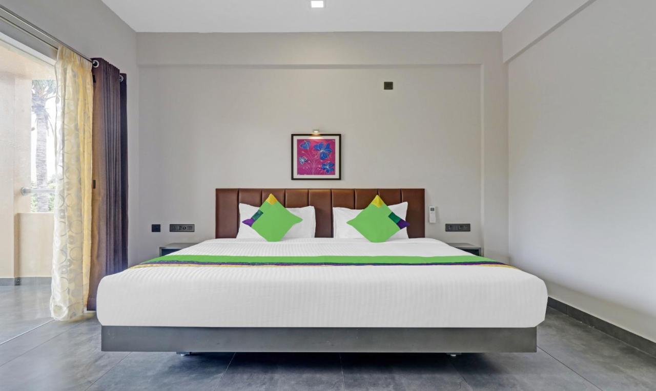 Treebo Grand Vistara Airport Suites Коччи Экстерьер фото